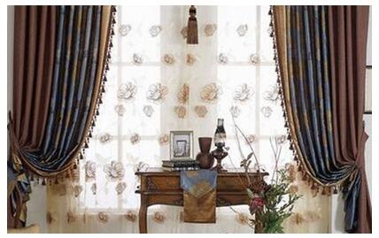 新買窗簾味道大怎么辦？除甲醛公司教您這樣做